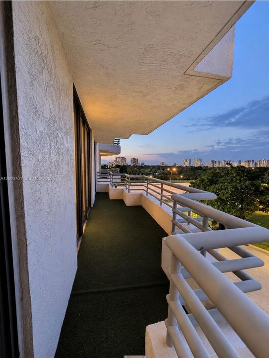 В аренду: $2,550 (2 спален, 2 ванн, 1134 Квадратных фут)