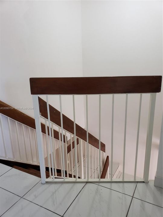 В аренду: $3,000 (3 спален, 2 ванн, 1355 Квадратных фут)
