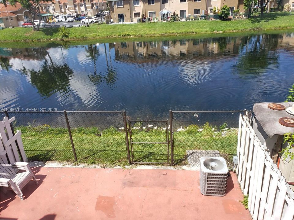 В аренду: $3,000 (3 спален, 2 ванн, 1355 Квадратных фут)
