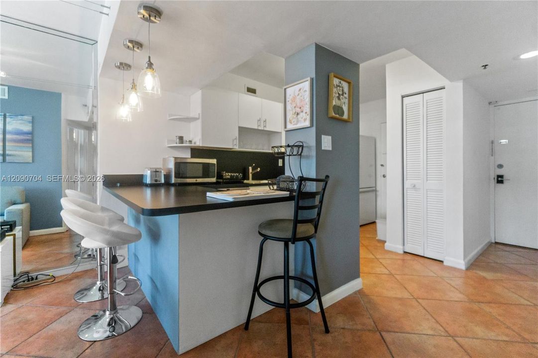 В аренду: $2,900 (0 спален, 1 ванн, 550 Квадратных фут)