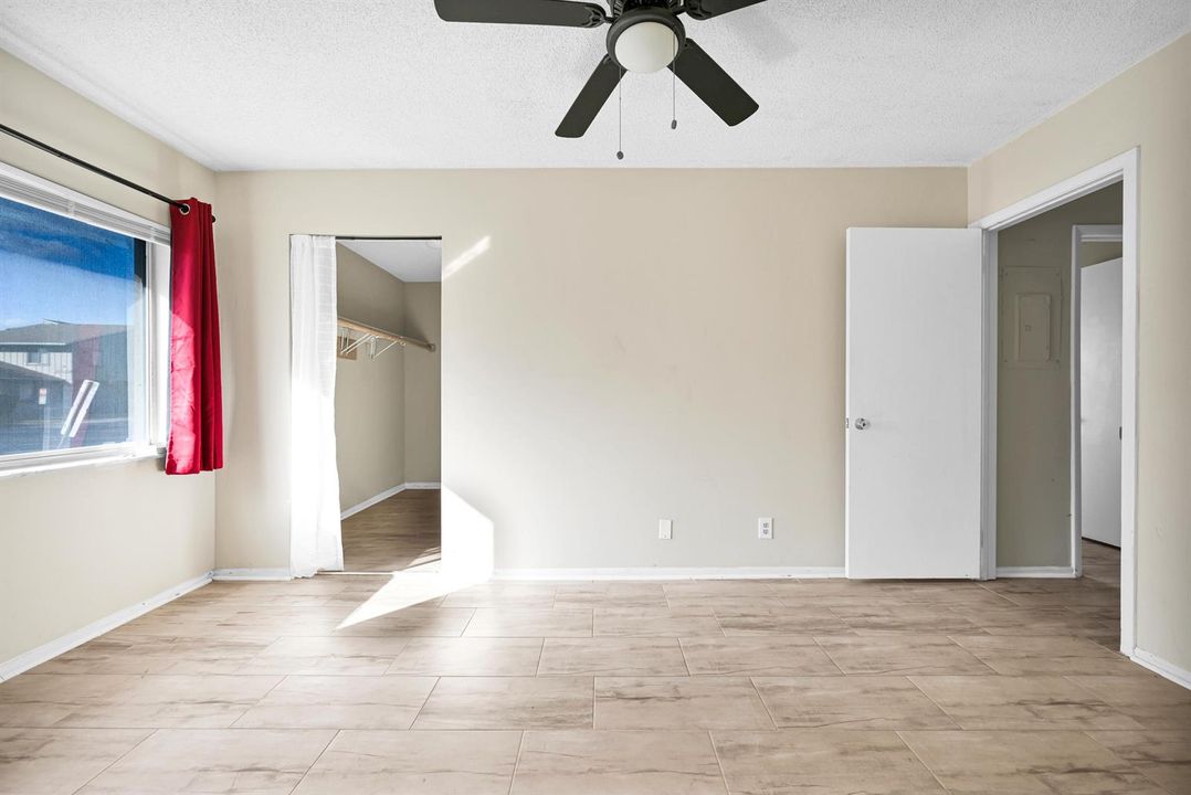 Master bedroom view interior 2