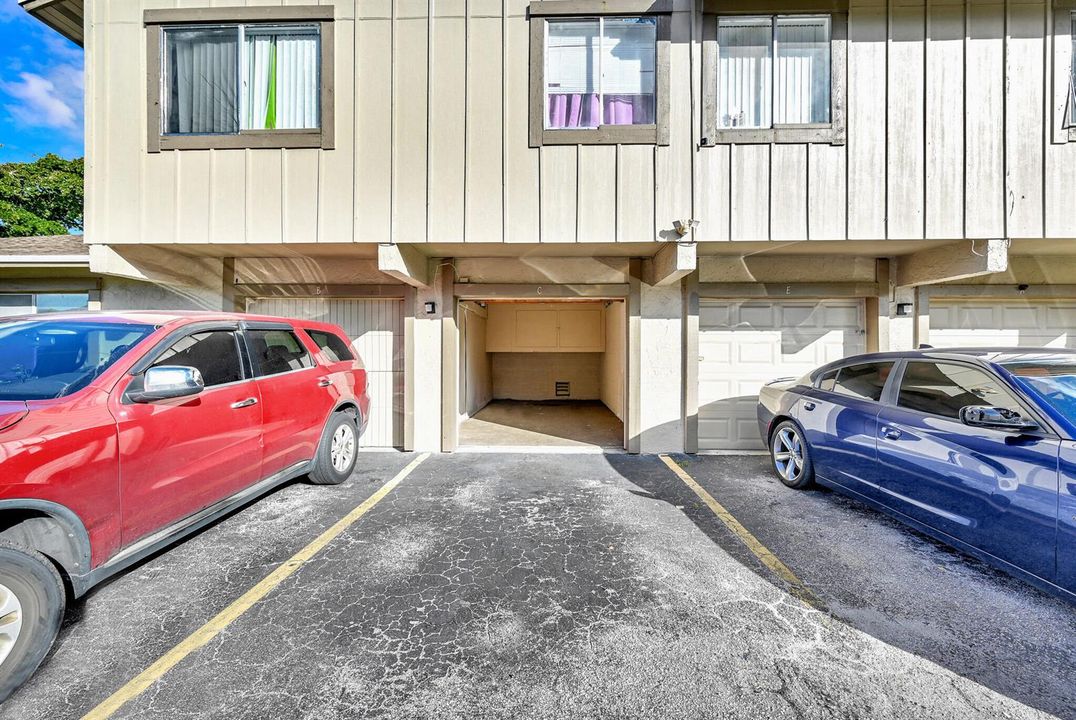 Garage No Vehcle Front