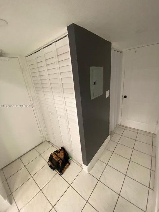 For Rent: $3,100 (1 beds, 1 baths, 655 Square Feet)