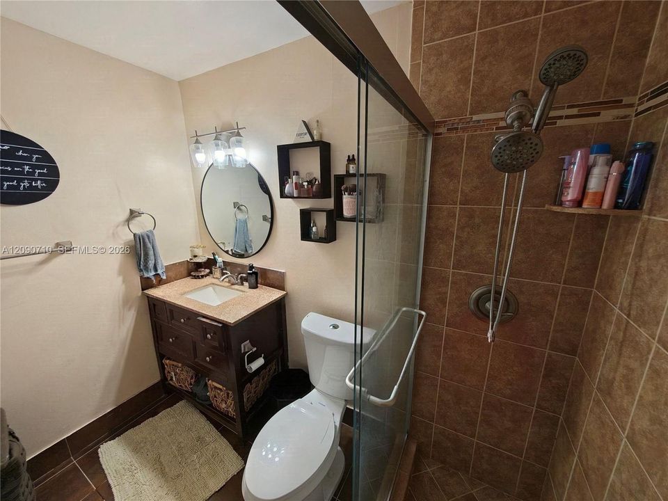 For Sale: $279,000 (2 beds, 2 baths, 1475 Square Feet)