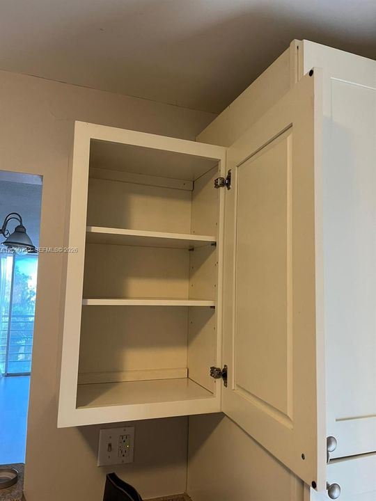 В аренду: $1,690 (1 спален, 1 ванн, 940 Квадратных фут)