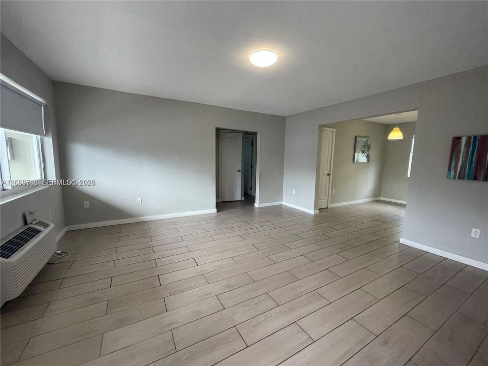 En Renta: $2,450 (2 camas, 2 baños, 4162 Pies cuadrados)