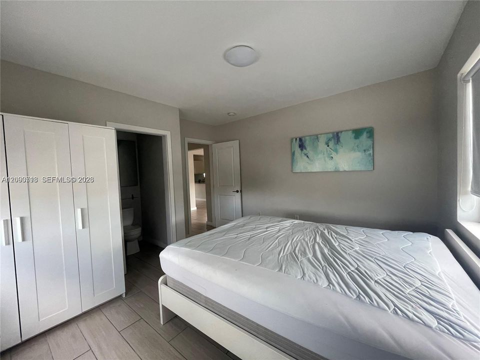 En Renta: $2,450 (2 camas, 2 baños, 4162 Pies cuadrados)