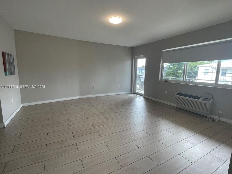 En Renta: $2,450 (2 camas, 2 baños, 4162 Pies cuadrados)