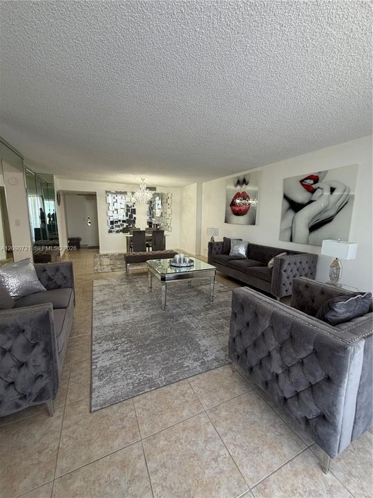 For Rent: $2,900 (2 beds, 2 baths, 1280 Square Feet)