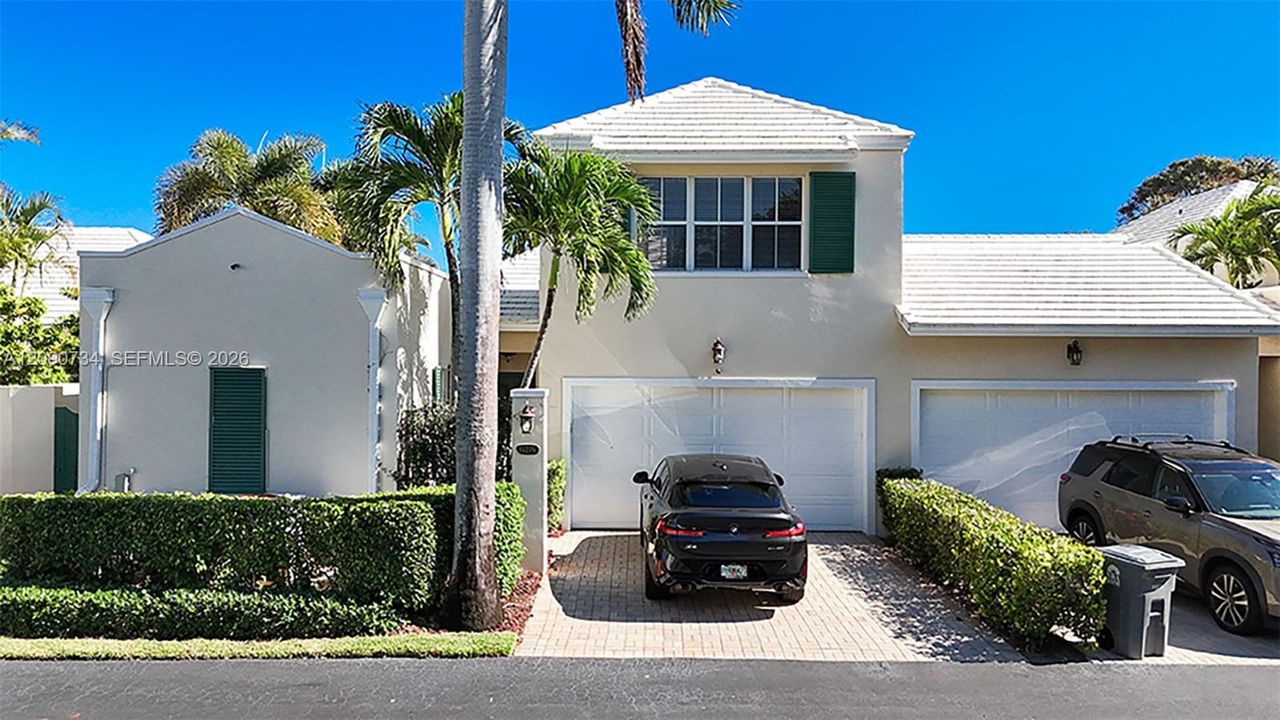 For Rent: $4,100 (3 beds, 3 baths, 1802 Square Feet)