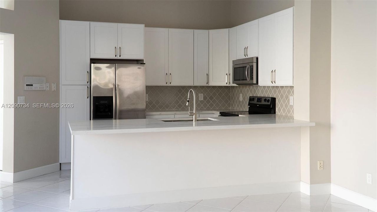 For Rent: $4,100 (3 beds, 3 baths, 1802 Square Feet)