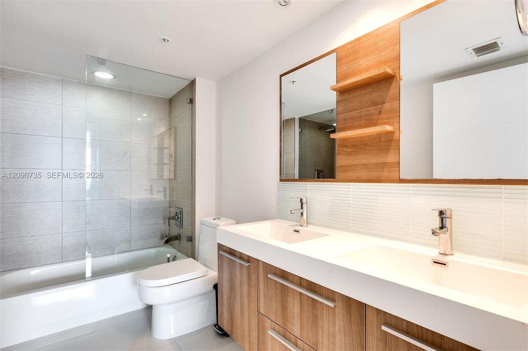 For Sale: $995,000 (2 beds, 2 baths, 0 Square Feet)