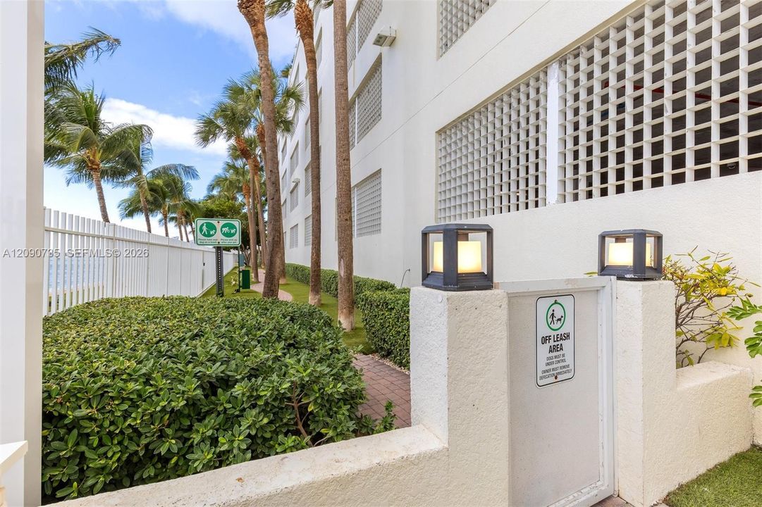 For Sale: $995,000 (2 beds, 2 baths, 0 Square Feet)