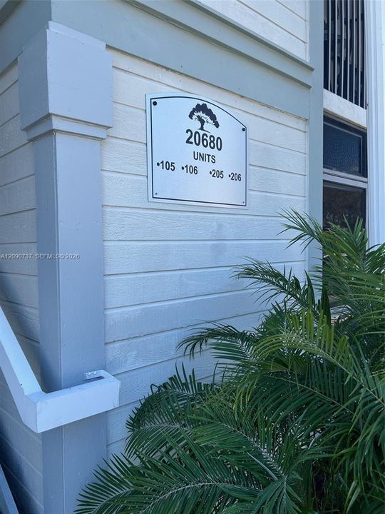 В аренду: $2,400 (3 спален, 2 ванн, 1065 Квадратных фут)