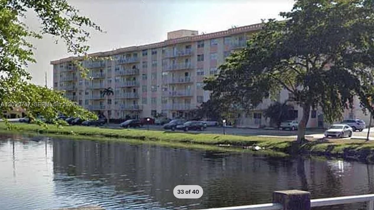 For Rent: $1,800 (1 beds, 1 baths, 658 Square Feet)