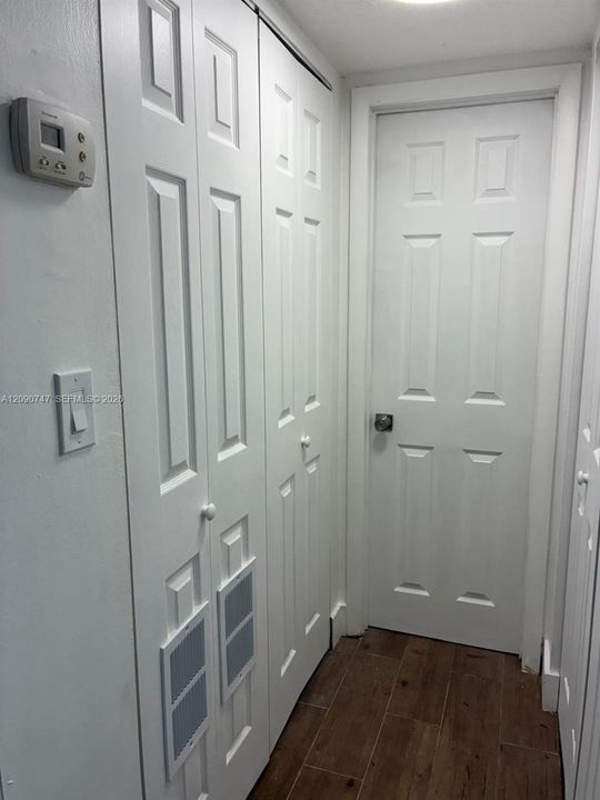 For Rent: $1,800 (1 beds, 1 baths, 658 Square Feet)