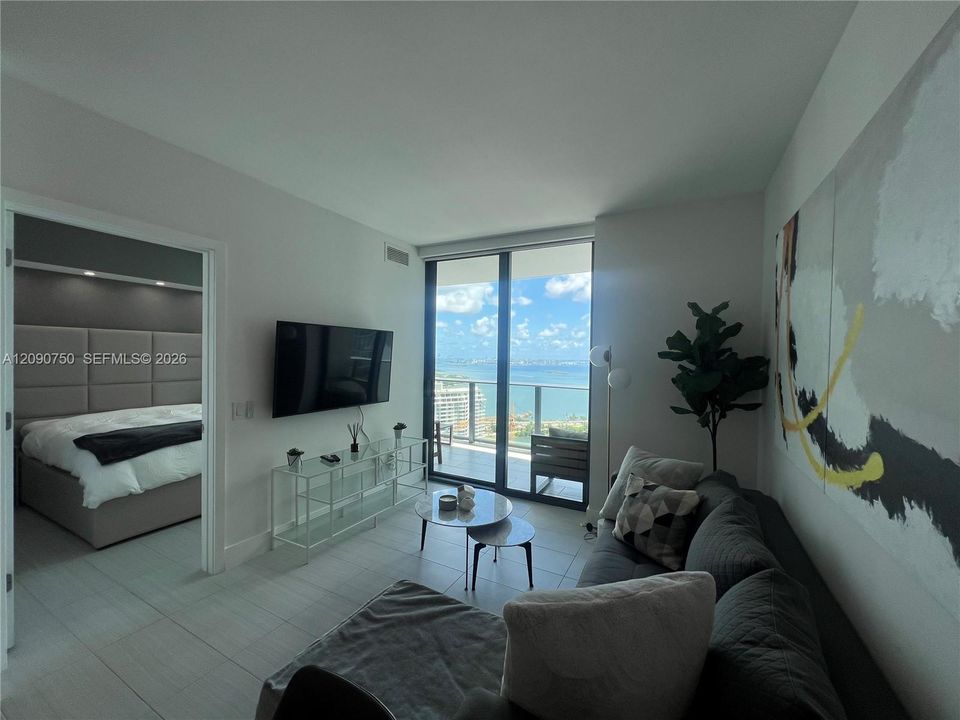 For Rent: $3,700 (1 beds, 1 baths, 622 Square Feet)