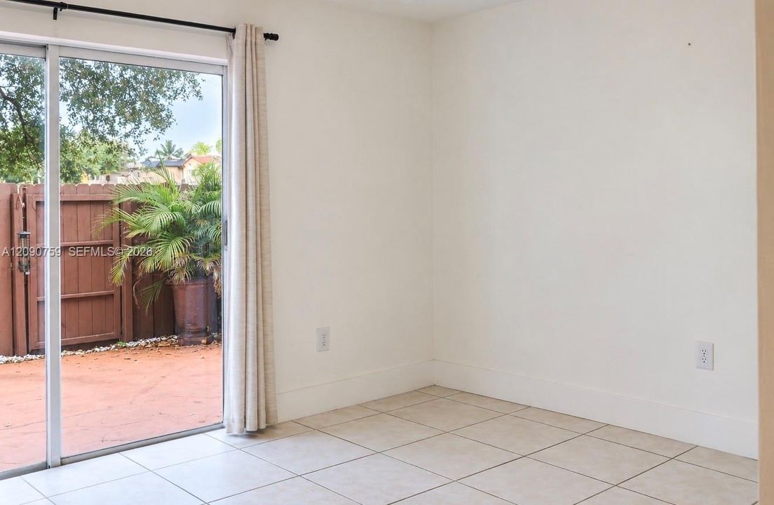 For Rent: $3,800 (3 beds, 2 baths, 1614 Square Feet)