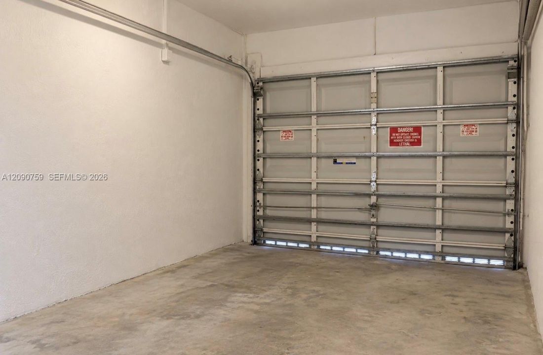 For Rent: $3,800 (3 beds, 2 baths, 1614 Square Feet)