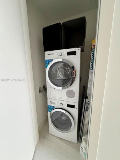 For Rent: $7,300 (1 beds, 1 baths, 679 Square Feet)
