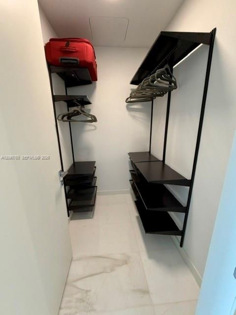 For Rent: $7,300 (1 beds, 1 baths, 679 Square Feet)