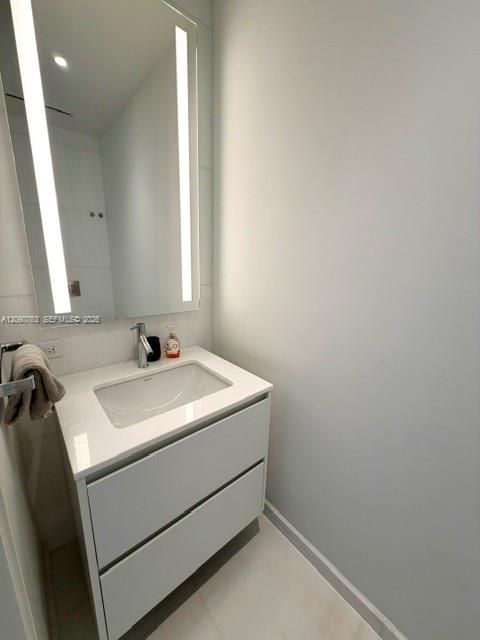 For Rent: $7,300 (1 beds, 1 baths, 679 Square Feet)