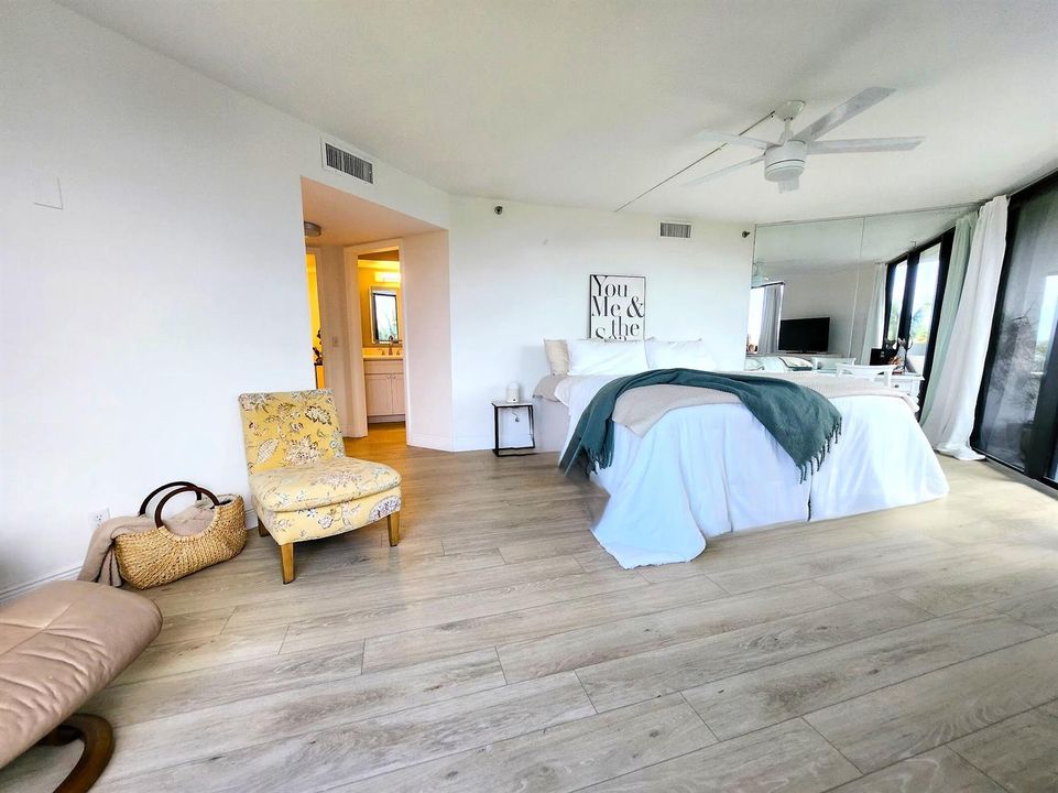 UPSTAIRS VIEW