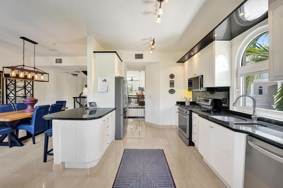 Kitchen 3