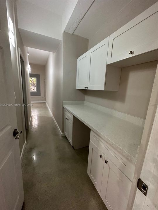 For Rent: $2,250 (2 beds, 2 baths, 715 Square Feet)