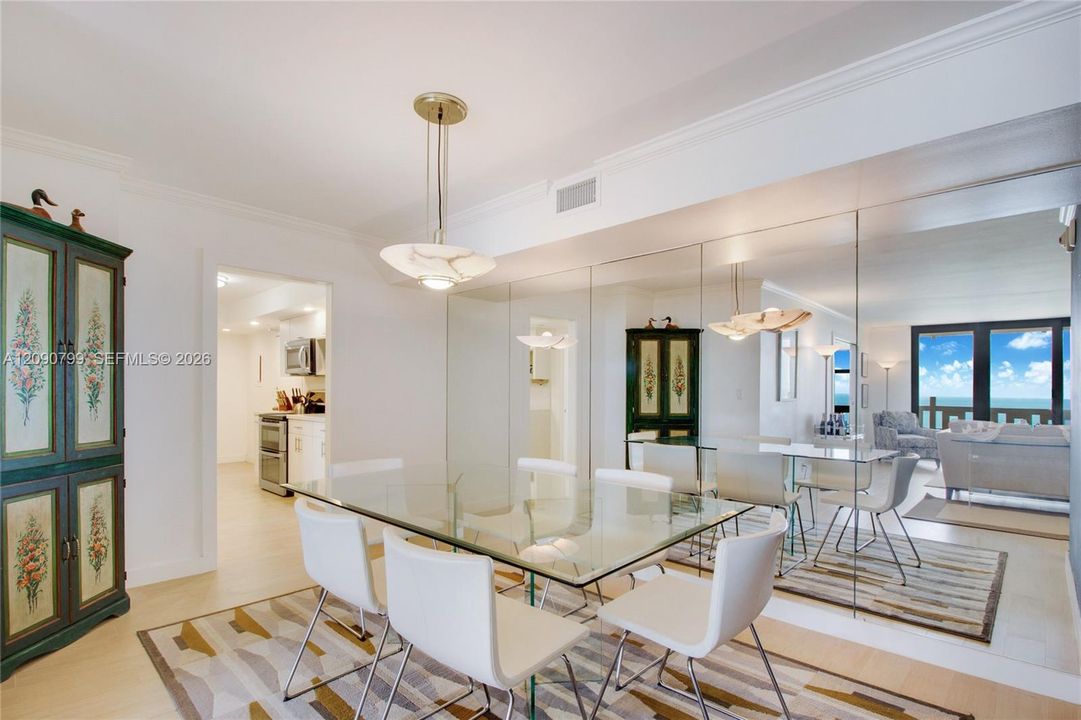 For Rent: $7,000 (2 beds, 2 baths, 1409 Square Feet)