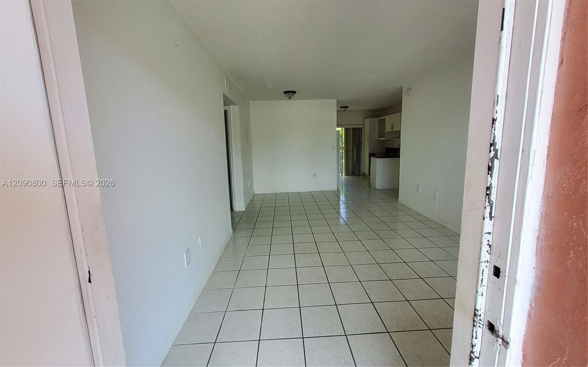 En Venta: $208,800 (2 camas, 2 baños, 820 Pies cuadrados)