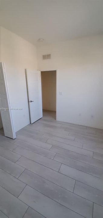 En Renta: $4,800 (4 camas, 3 baños, 2156 Pies cuadrados)