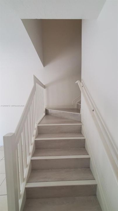 En Renta: $4,800 (4 camas, 3 baños, 2156 Pies cuadrados)
