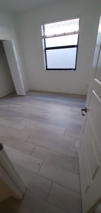 En Renta: $4,800 (4 camas, 3 baños, 2156 Pies cuadrados)