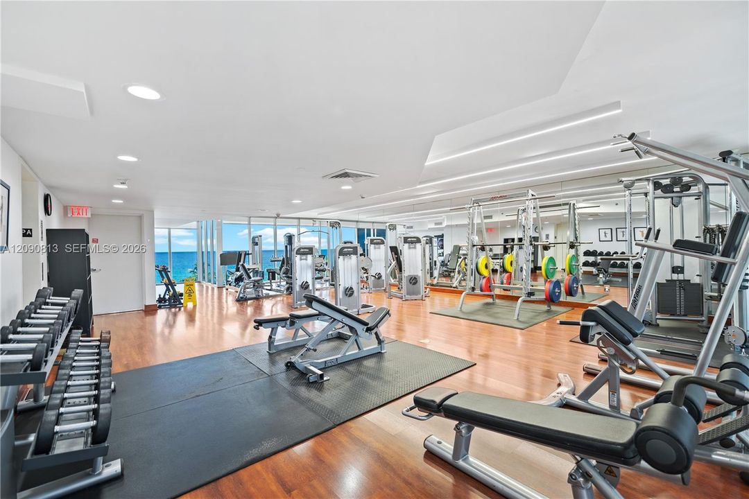 En Venta: $1,689,000 (2 camas, 2 baños, 1900 Pies cuadrados)