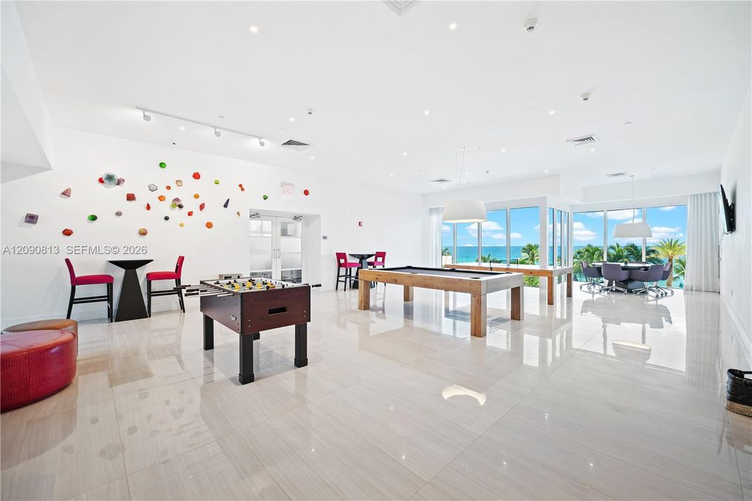 En Venta: $1,689,000 (2 camas, 2 baños, 1900 Pies cuadrados)