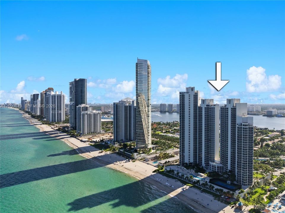 En Venta: $1,689,000 (2 camas, 2 baños, 1900 Pies cuadrados)