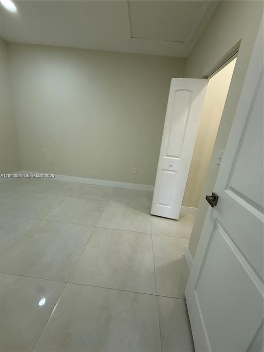 For Rent: $2,100 (2 beds, 1 baths, 1536 Square Feet)