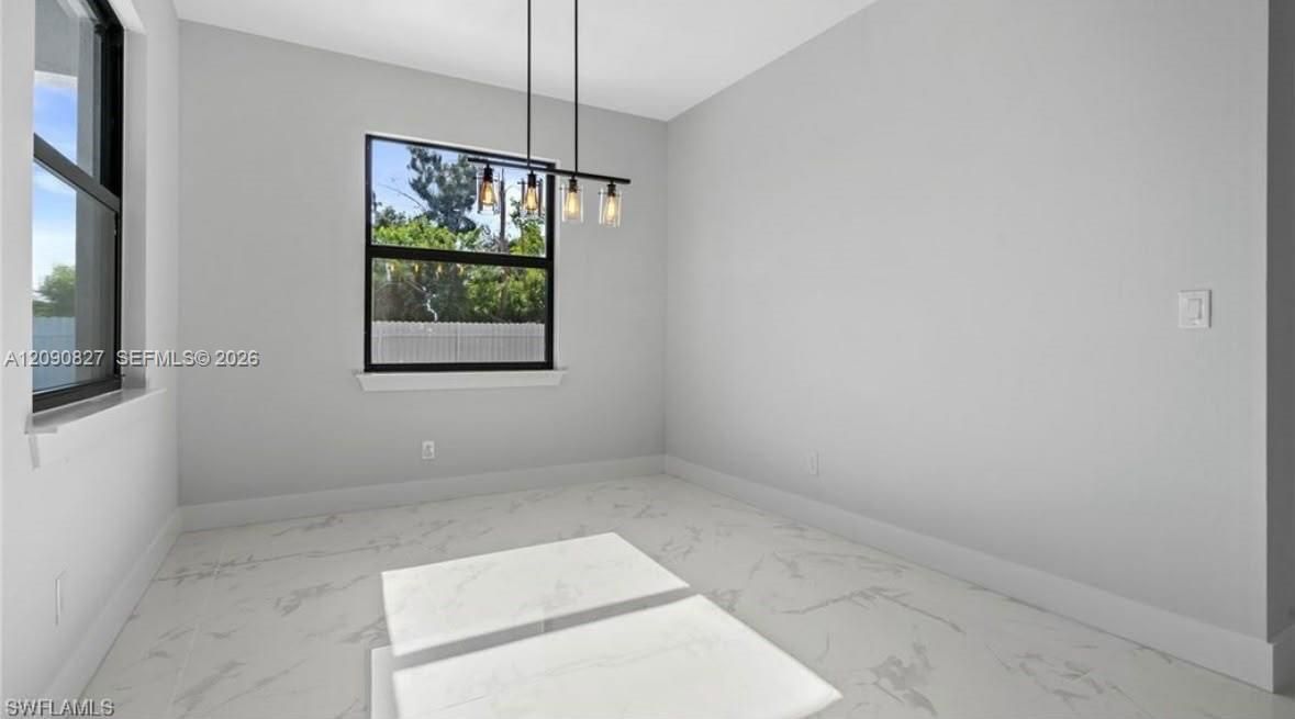 En Venta: $629,000 (3 camas, 2 baños, 0 Pies cuadrados)