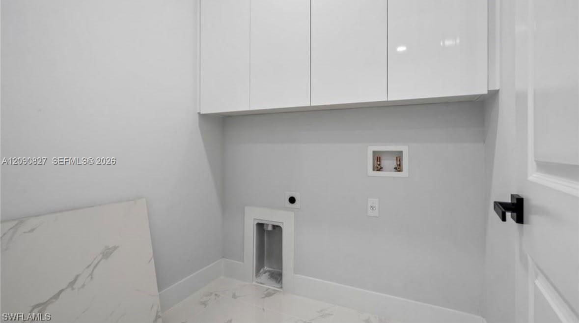 En Venta: $629,000 (3 camas, 2 baños, 0 Pies cuadrados)
