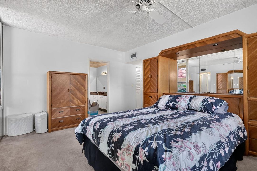25-web-or-mls-8H3A2482