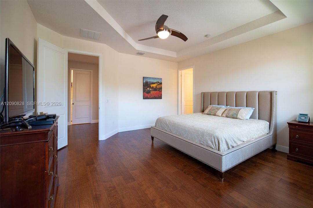 For Rent: $4,300 (4 beds, 3 baths, 1895 Square Feet)
