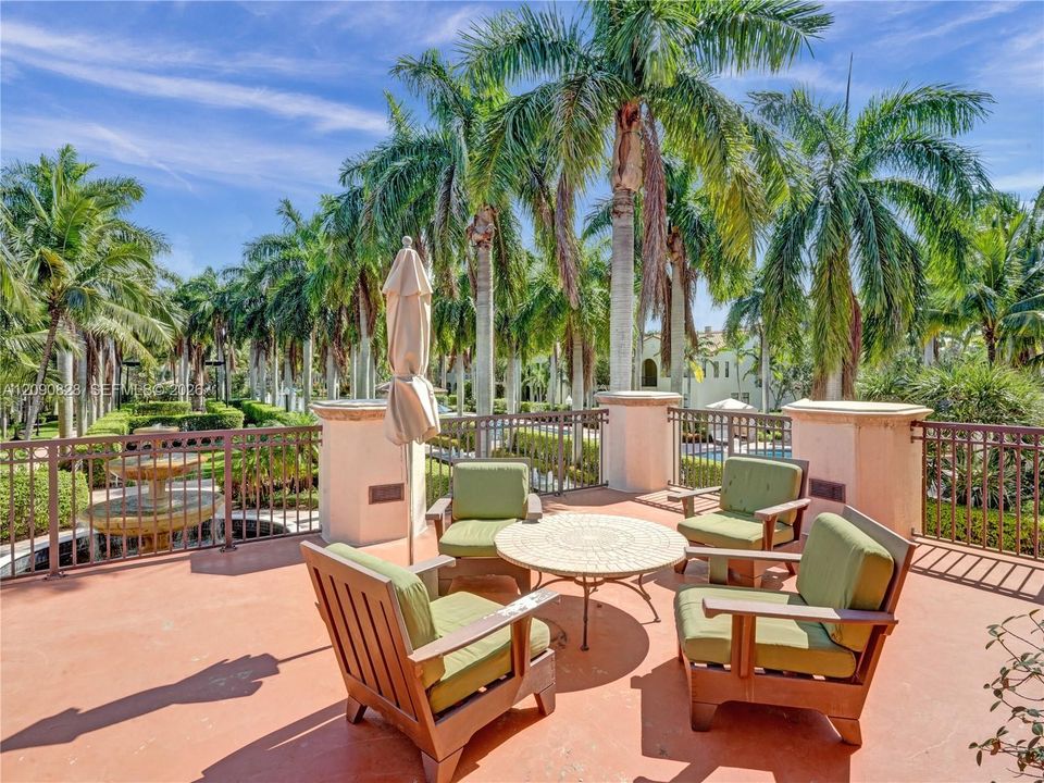 For Rent: $4,300 (4 beds, 3 baths, 1895 Square Feet)