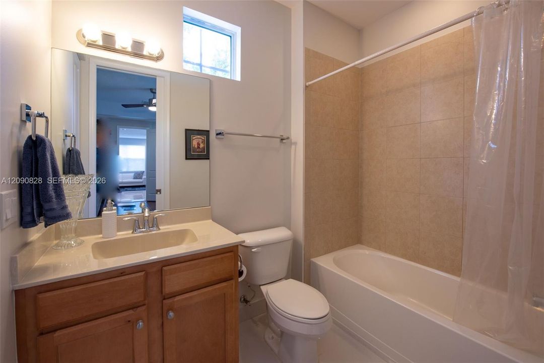 For Rent: $4,300 (4 beds, 3 baths, 1895 Square Feet)