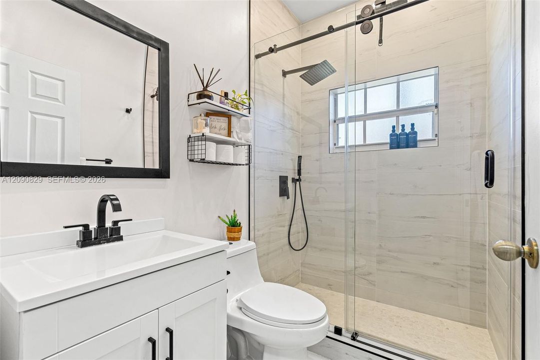 En Venta: $659,900 (4 camas, 2 baños, 1526 Pies cuadrados)