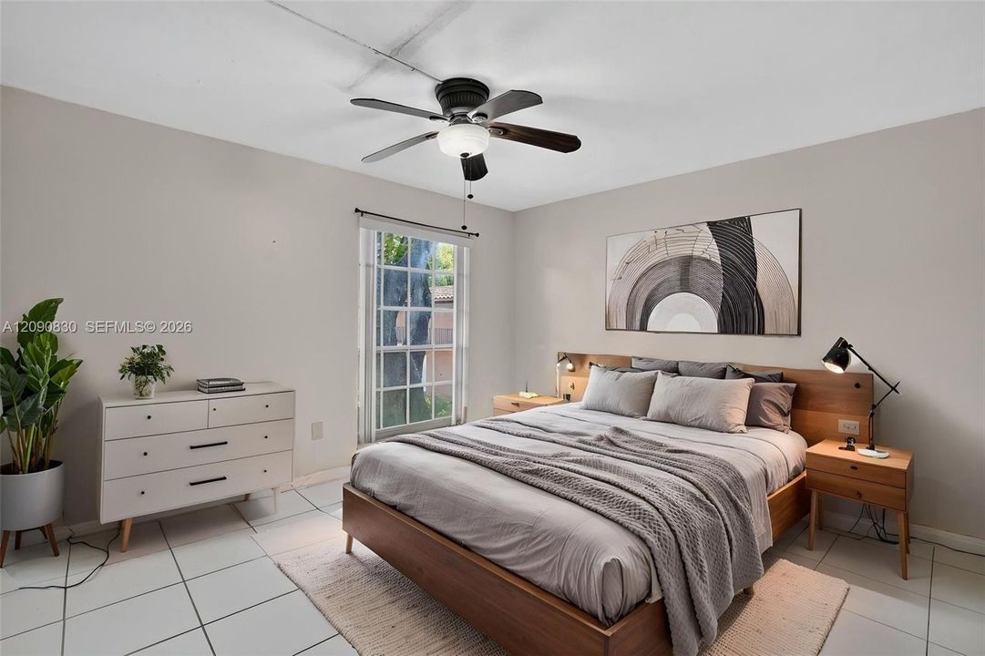 For Rent: $1,800 (1 beds, 1 baths, 615 Square Feet)