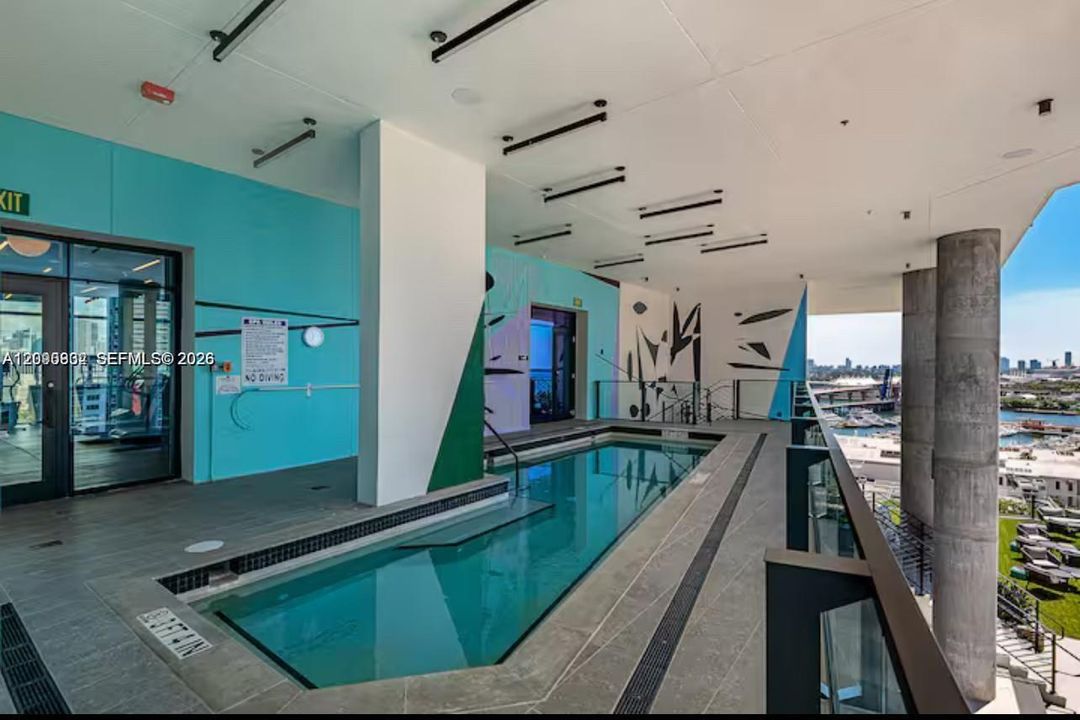 For Rent: $8,000 (3 beds, 3 baths, 1127 Square Feet)