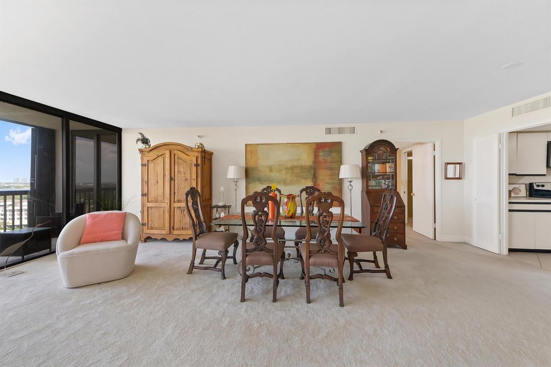 09 Dining area 01