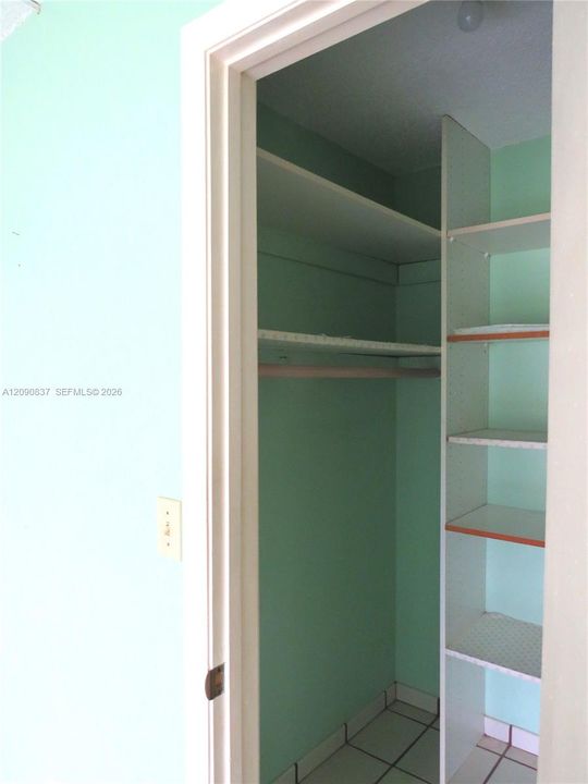En Venta: $230,000 (1 camas, 1 baños, 838 Pies cuadrados)