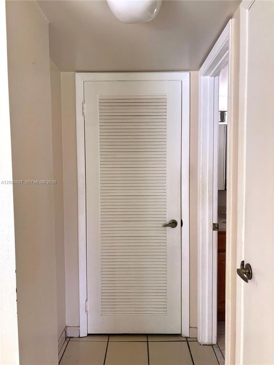 En Venta: $230,000 (1 camas, 1 baños, 838 Pies cuadrados)
